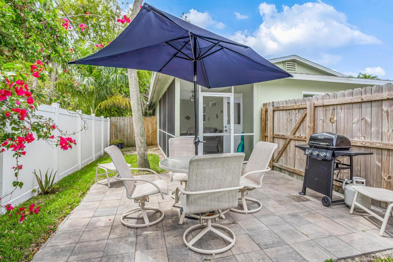 Smugglers Cove Retreat Villa Naples Exterior photo