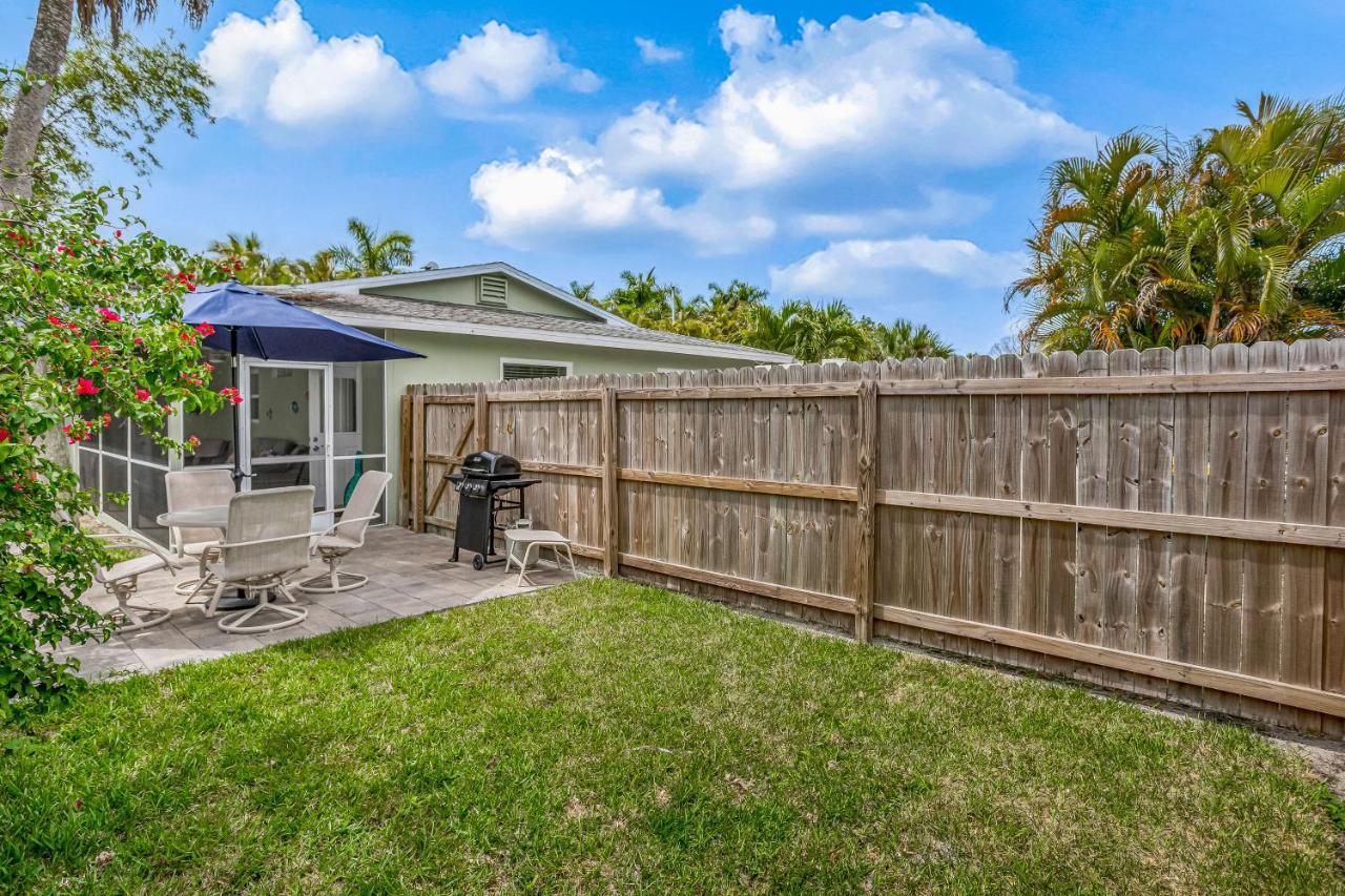 Smugglers Cove Retreat Villa Naples Exterior photo