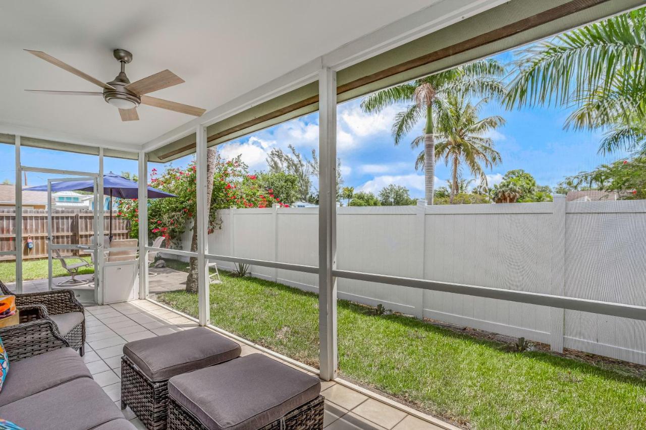 Smugglers Cove Retreat Villa Naples Exterior photo